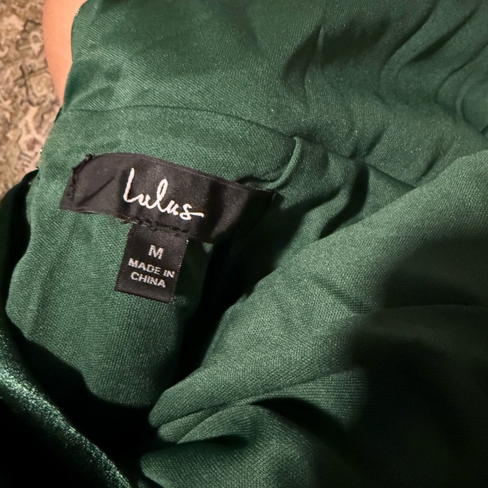 Lulus - Picture 3 of 3